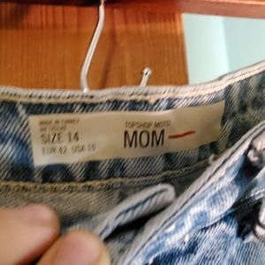 Topshop Shorts - NWT Topshop Embroidered Mom Jeans Topshop Shorts - NWT Topshop Embroidered Mom Jeans